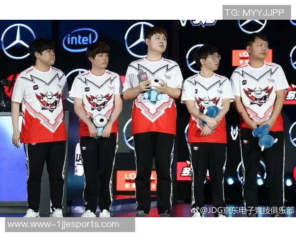 电竞数据精英赛特别报道揭示JDG战队从默默无闻到巅峰荣耀的成长历程